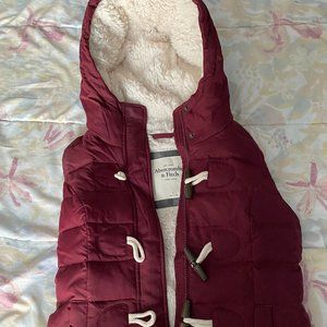 NWT Abercrombie & Fitch fur vest, size S